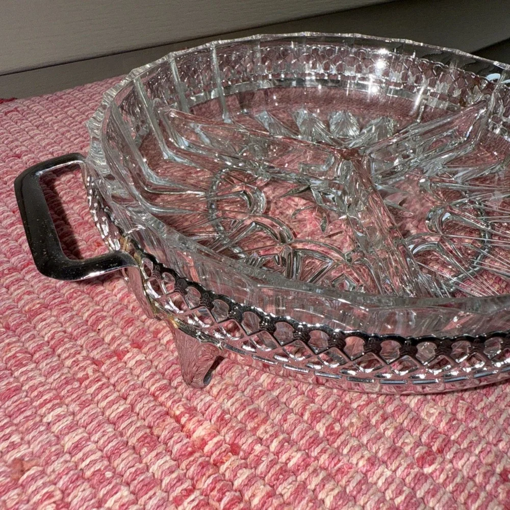 Vintage ROUND Glass 3 PART CANDY or RELISH DISH in METAL CADDY‎ BASKET
